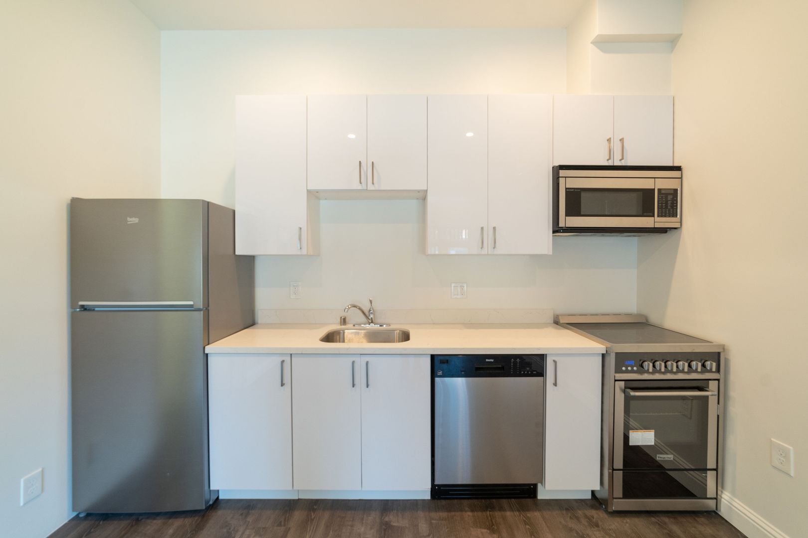 Oakland Apartment: 530 24th Street