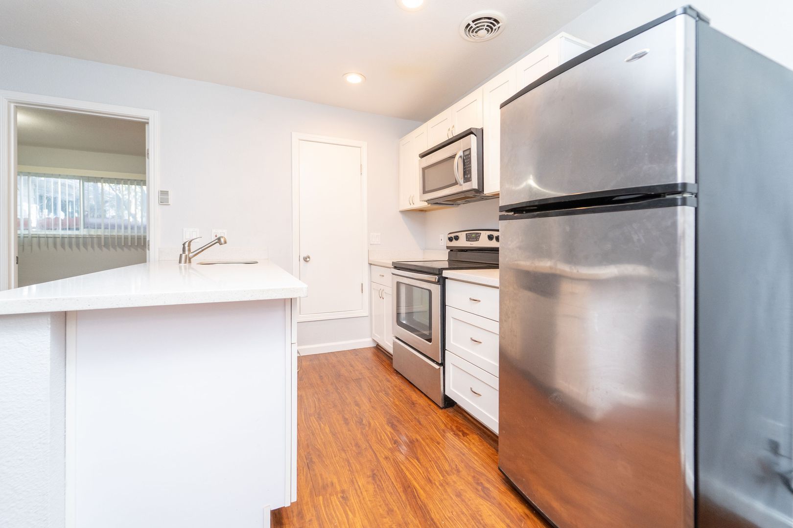 Berkeley Apartment: 1615 Parker Street