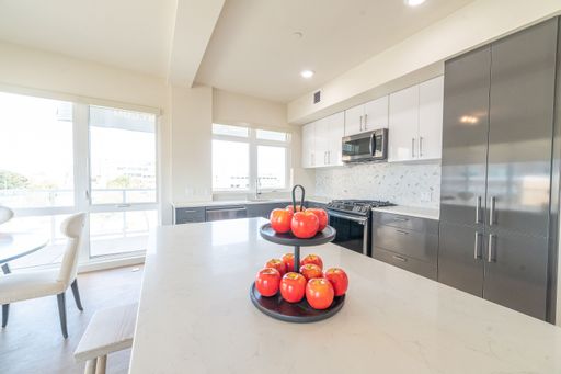 Small Boutique Modern Luxury living right on Piedmont Avenue - 2 Bedroom 2 Bath 1133 sq ft One Piedmont – photo 1