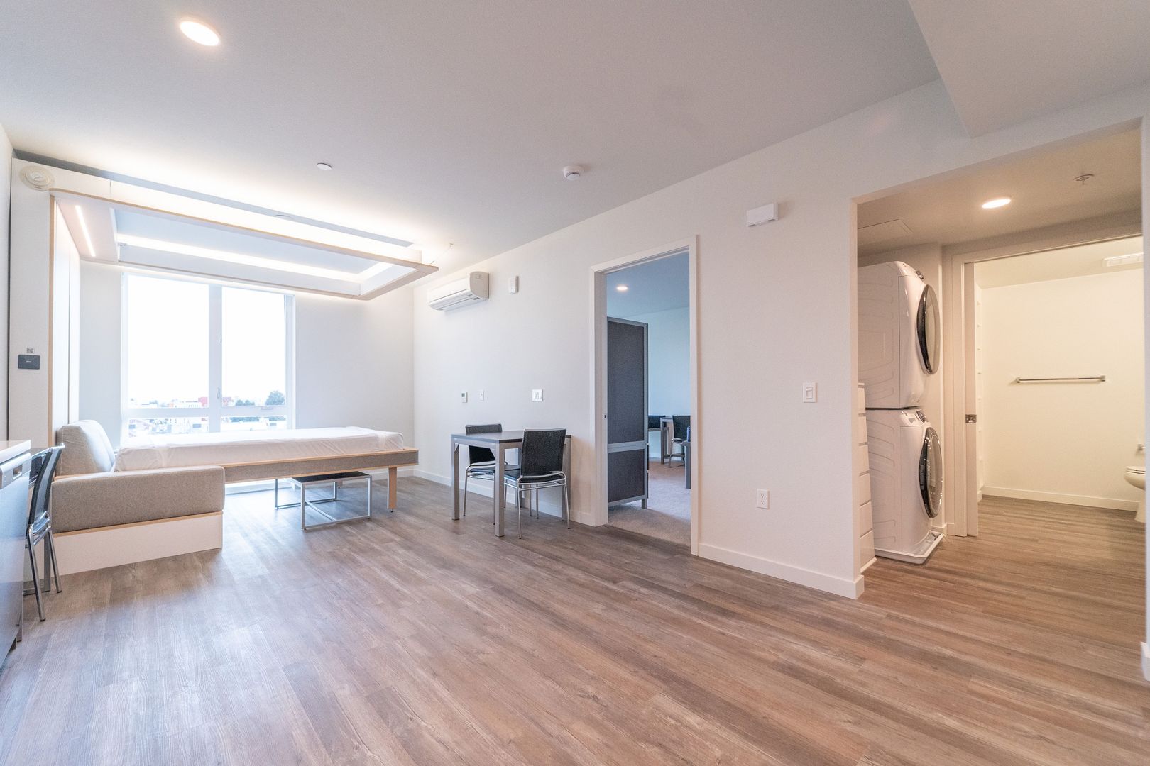 Berkeley Apartment: 2077 Haste St