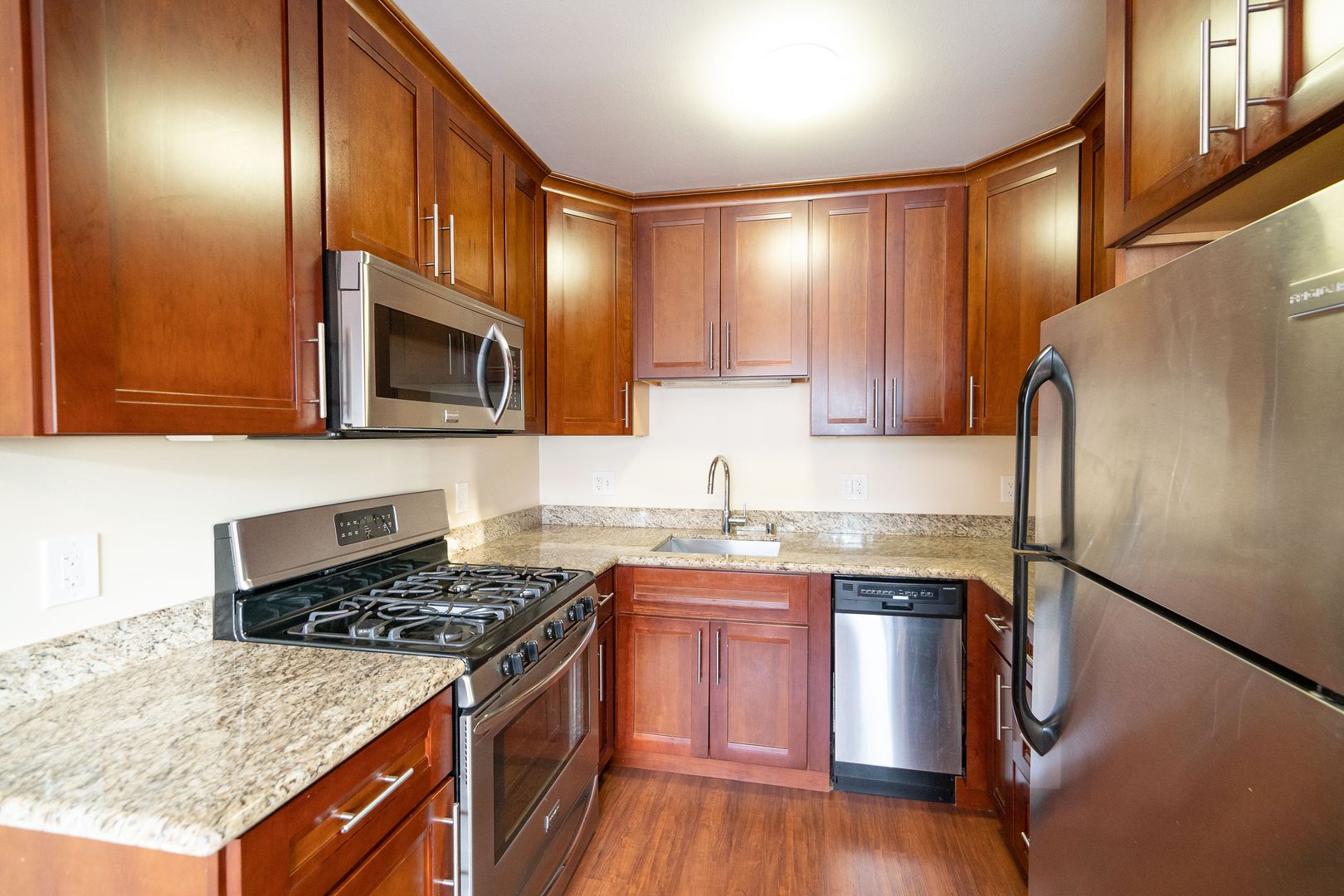 Oakland Apartment: 3500 Glen Park Rd