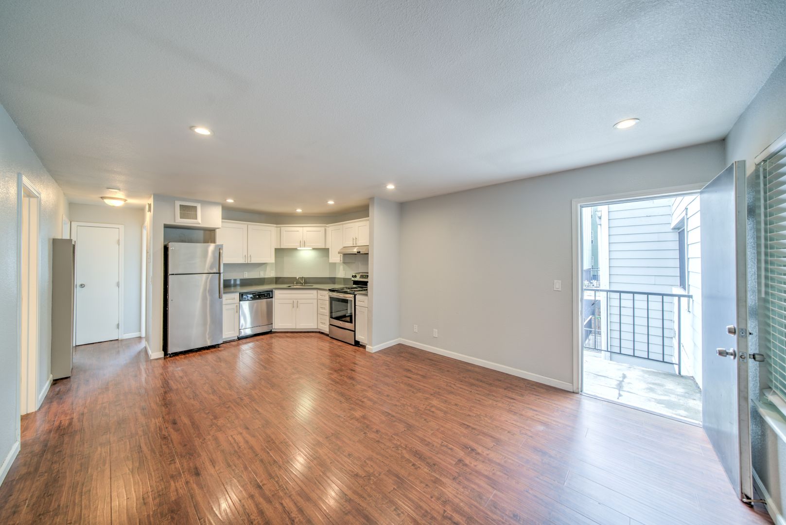 Oakland Apartment: 530 24th Street