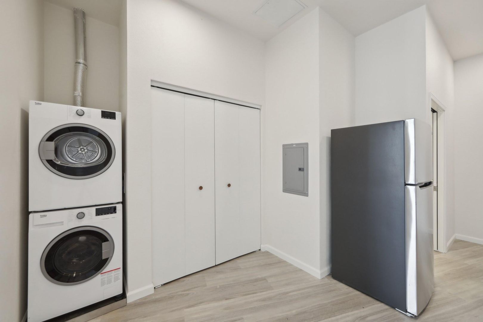 Berkeley Apartment: 2701 Shattuck Avenue