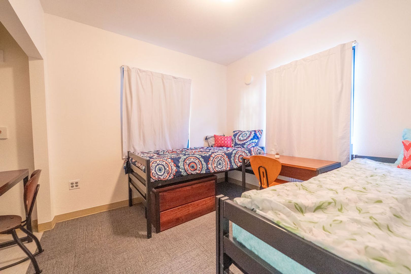 Berkeley Apartment: 2398 Bancroft Way