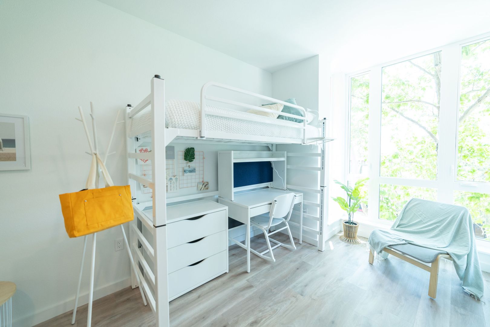 Berkeley Apartment: 2025 Kala Bagai Way