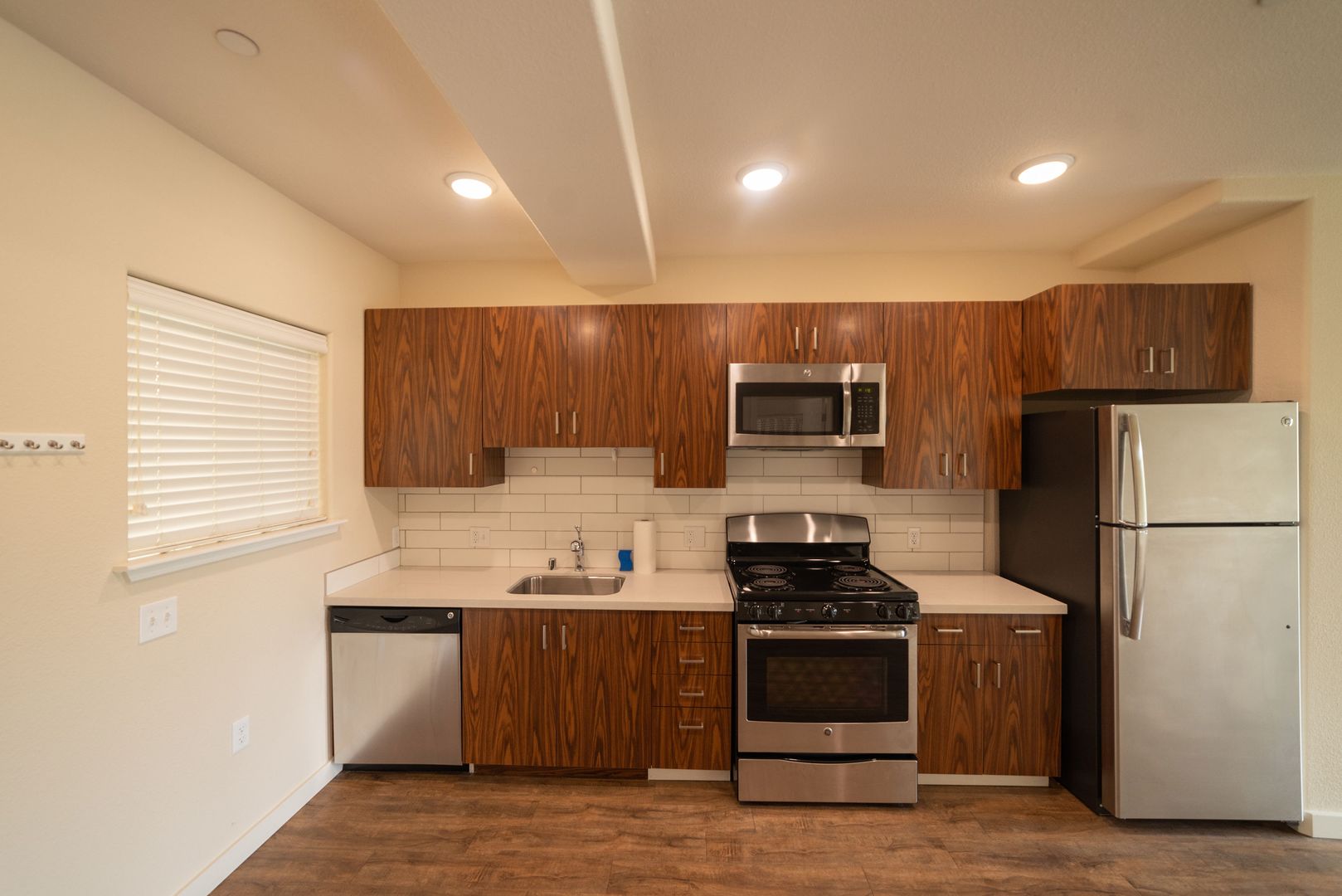 1901 Dwight Way 3