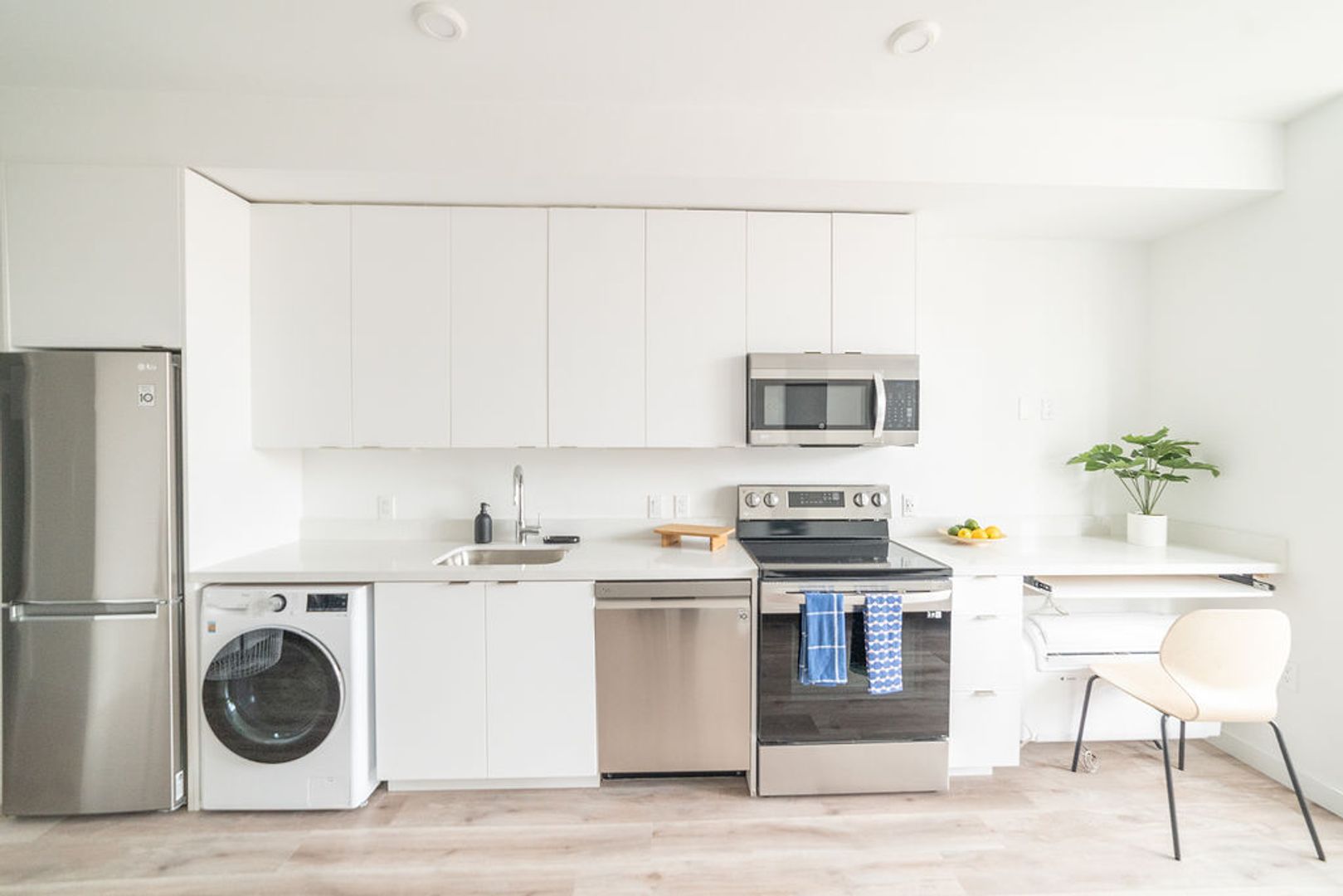 Berkeley Apartment: 2025 Kala Bagai Way