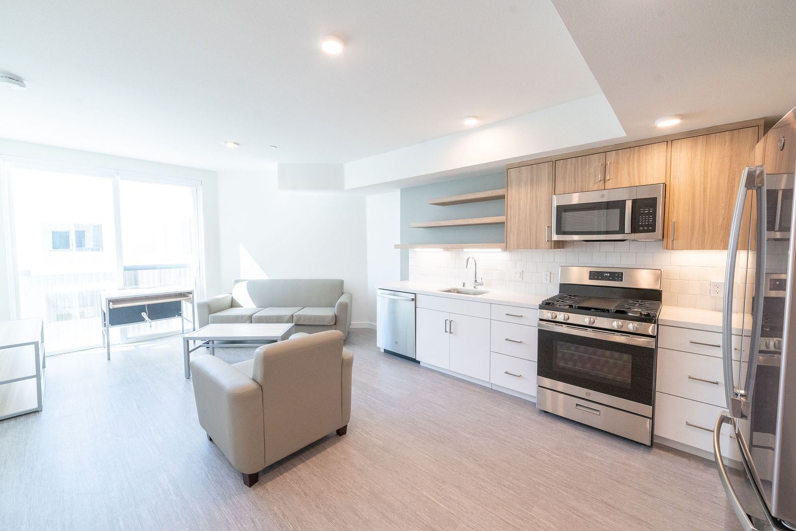 Berkeley Apartment: 2150 Kittredge St