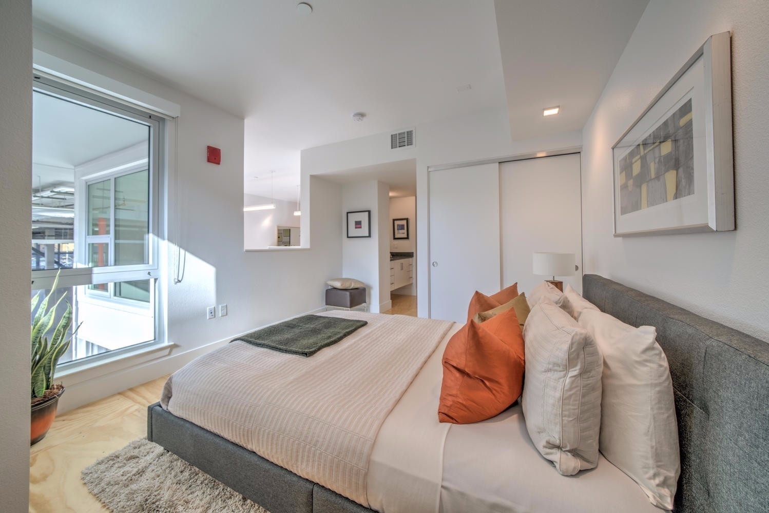 Berkeley Apartment: 2013 Second Street