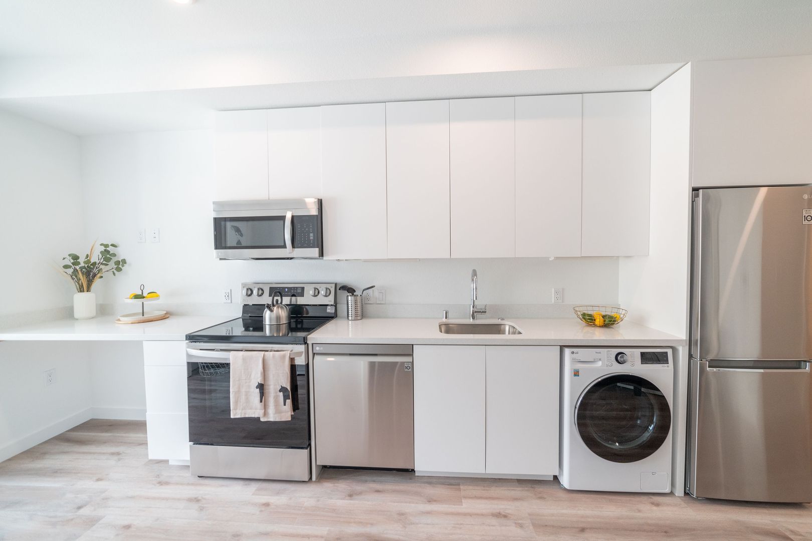 Berkeley Apartment: 2025 Kala Bagai Way