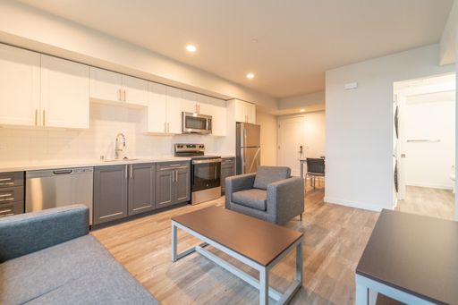 Boutique Living with Rent-by-the-Bed Availability! Shared Double Room Available in an Amenity-Rich Community Near UC Berkeley! – photo 1