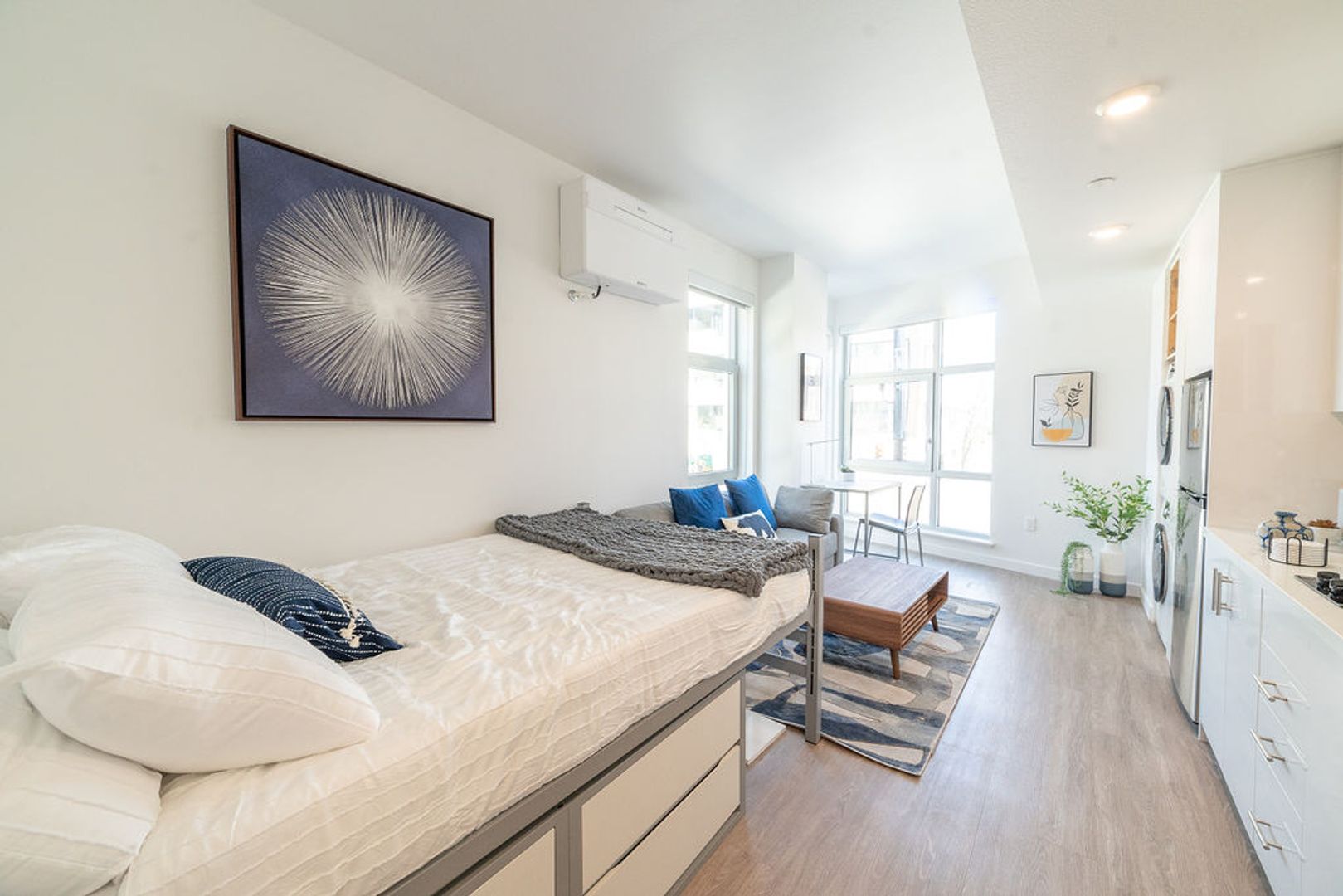 Berkeley Apartment: 2001 Milvia St