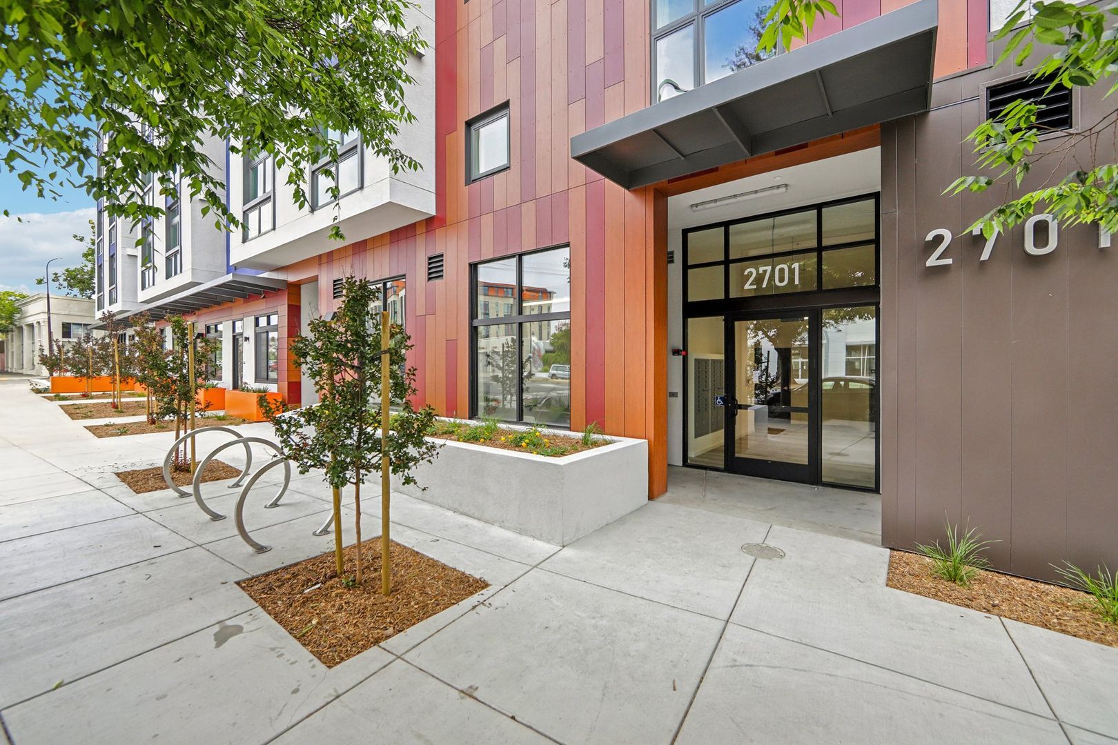 Berkeley Apartment: 2701 Shattuck Avenue