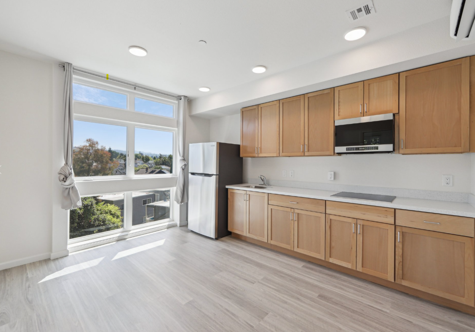 Berkeley Apartment: 2701 Shattuck Avenue