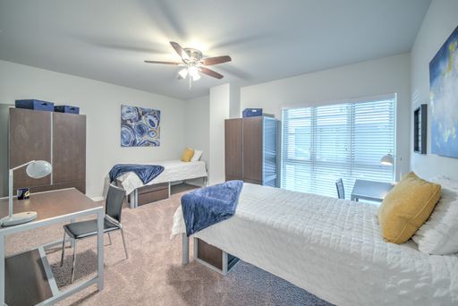 Only a FEW Remaining! 2026-2027 Availability! Rent by The Bed (BTB Female) @ The Den! Shared Fully Furnished Immaculate Apartment! Roommate Matching! – photo 1