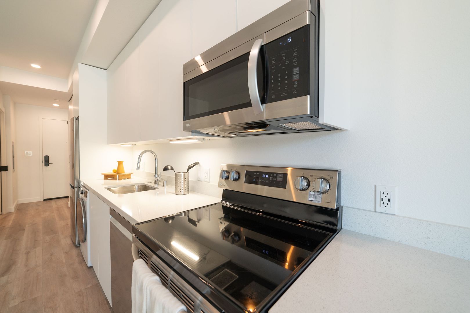 Berkeley Apartment: 2025 Kala Bagai Way