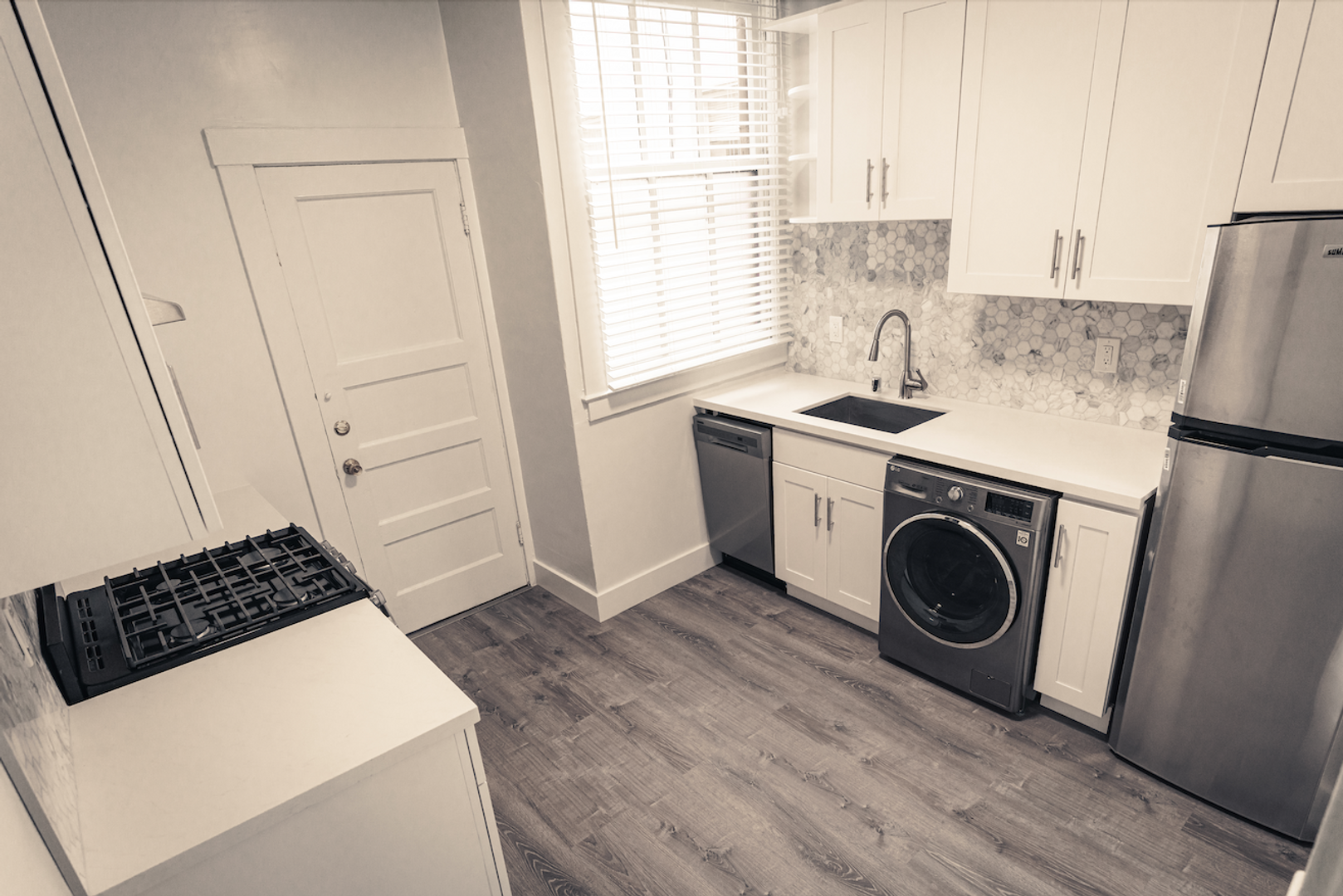 Berkeley Apartment: 2715 Channing Way