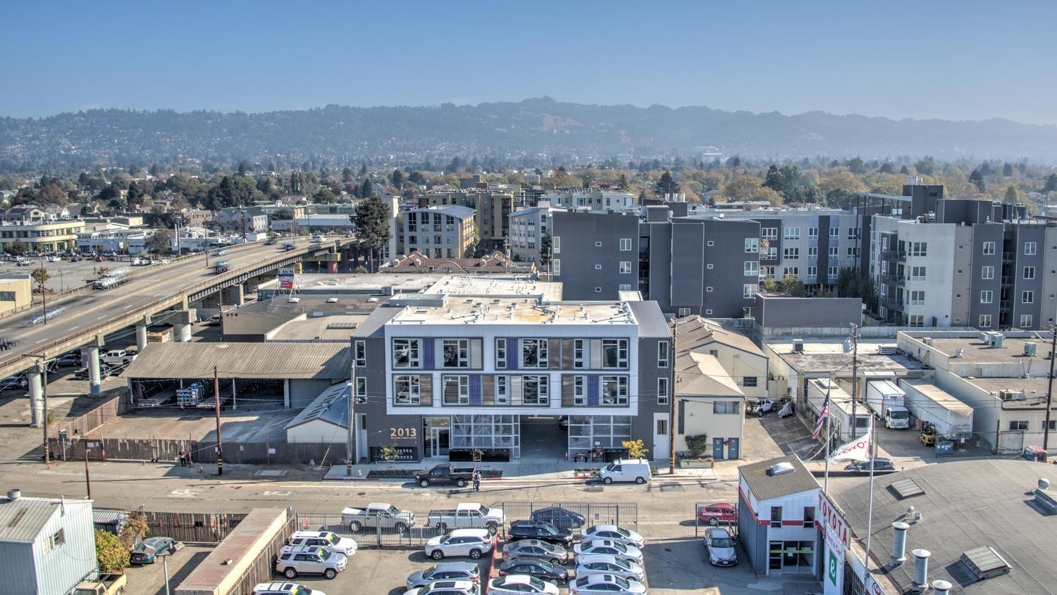 Berkeley Apartment: 2013 Second Street