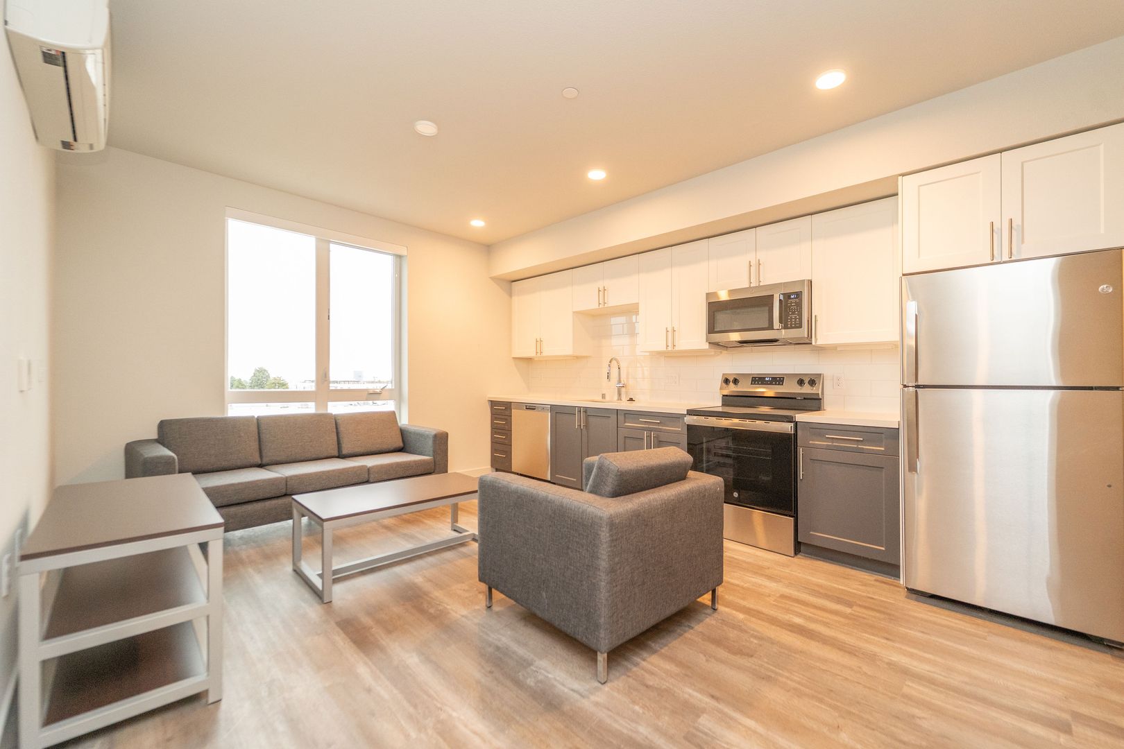 Berkeley Apartment: 2077 Haste St