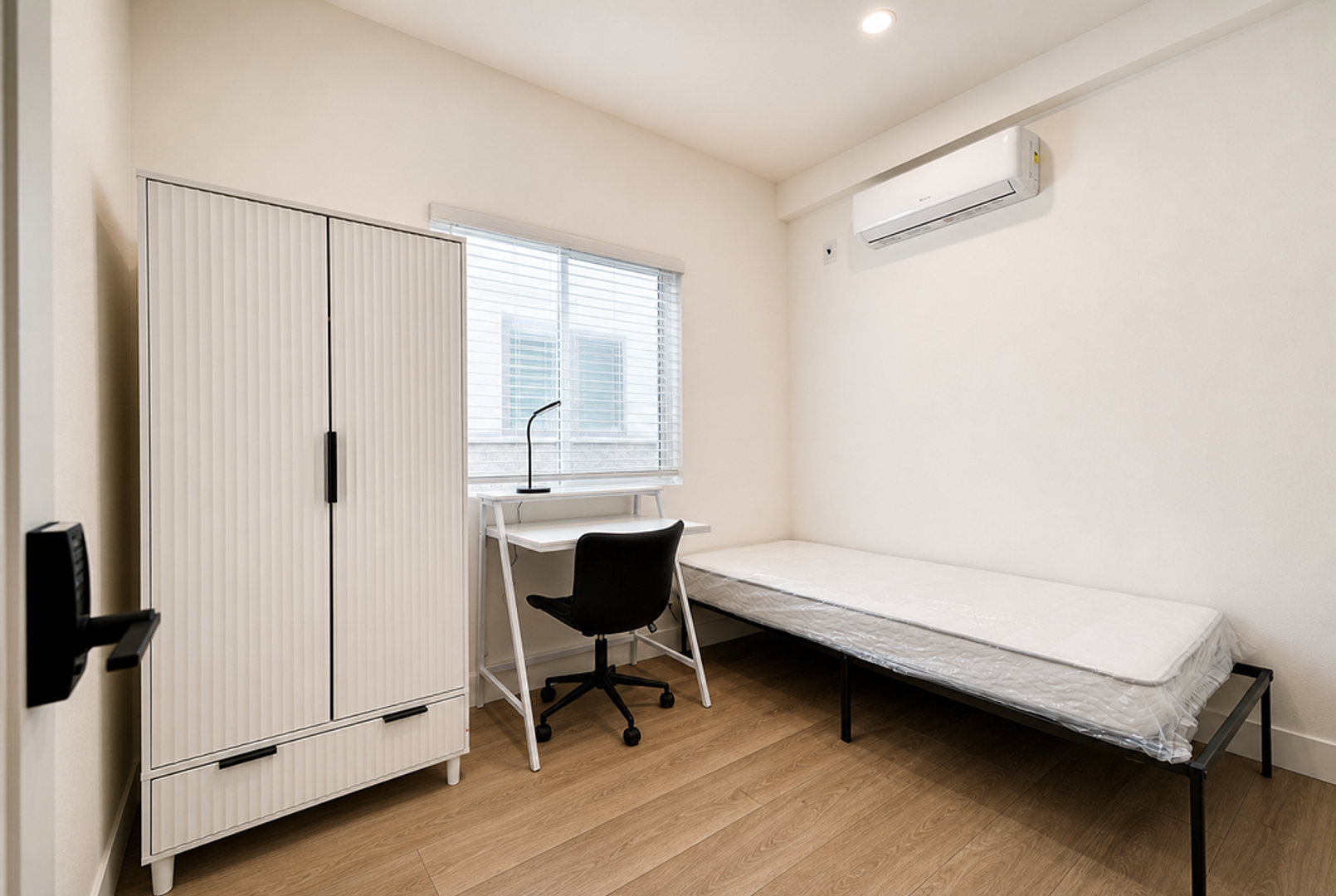 Berkeley Apartment: 1803 Oxford St
