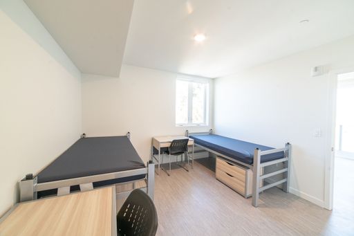 Roommate Sharing + By-The-Bed Fully-Furnished Apartments Starting at $895 {LIMITED TIME FLASH SALE} – photo 1