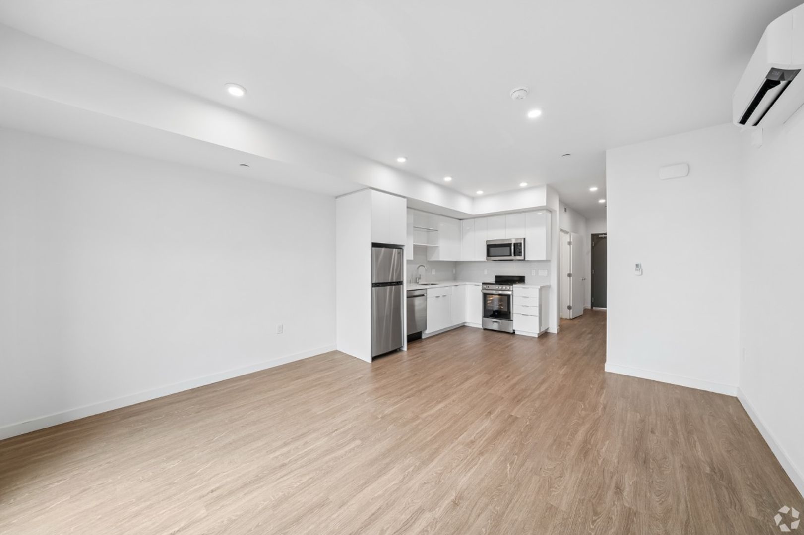 Berkeley Apartment: 3006 San Pablo Ave.