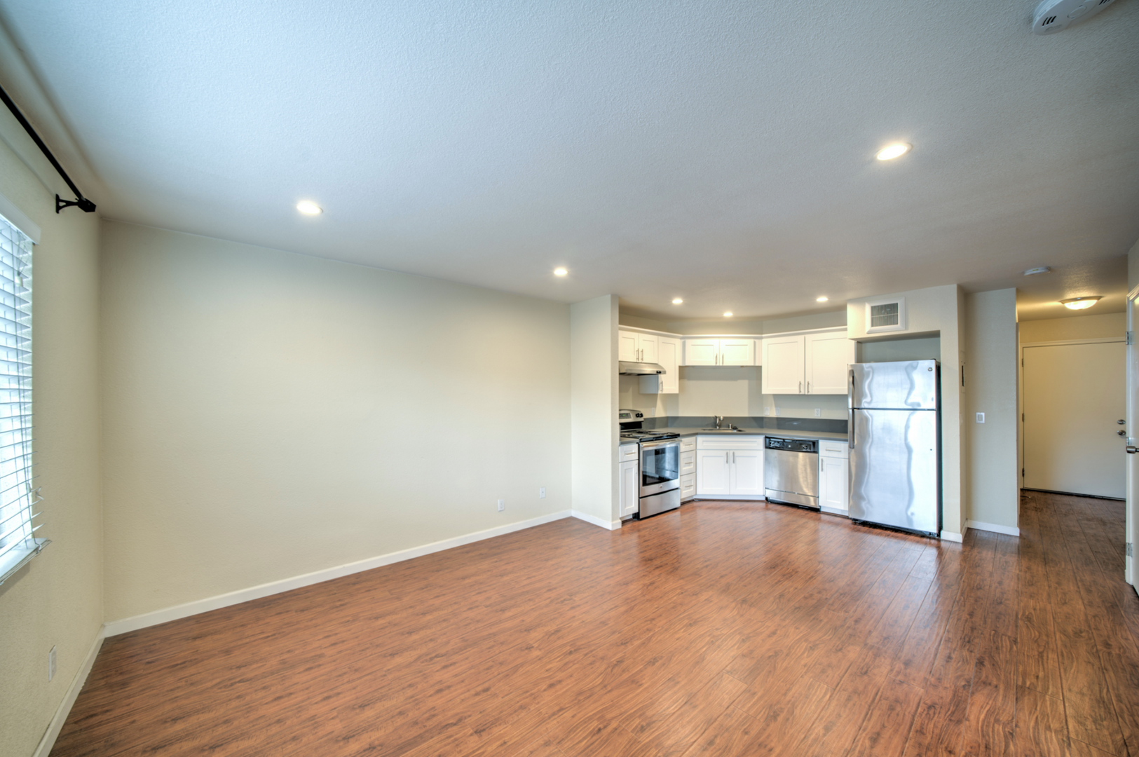 Oakland Apartment: 530 24th Street