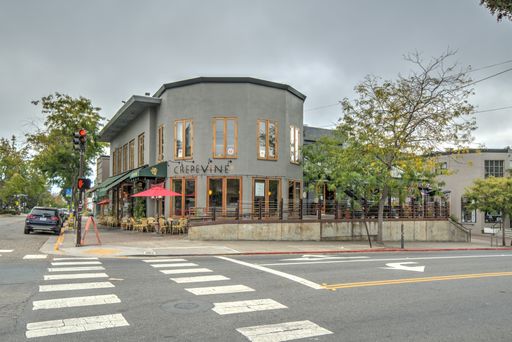 Small Gourmet Ghetto Office Space for Lease – photo 1