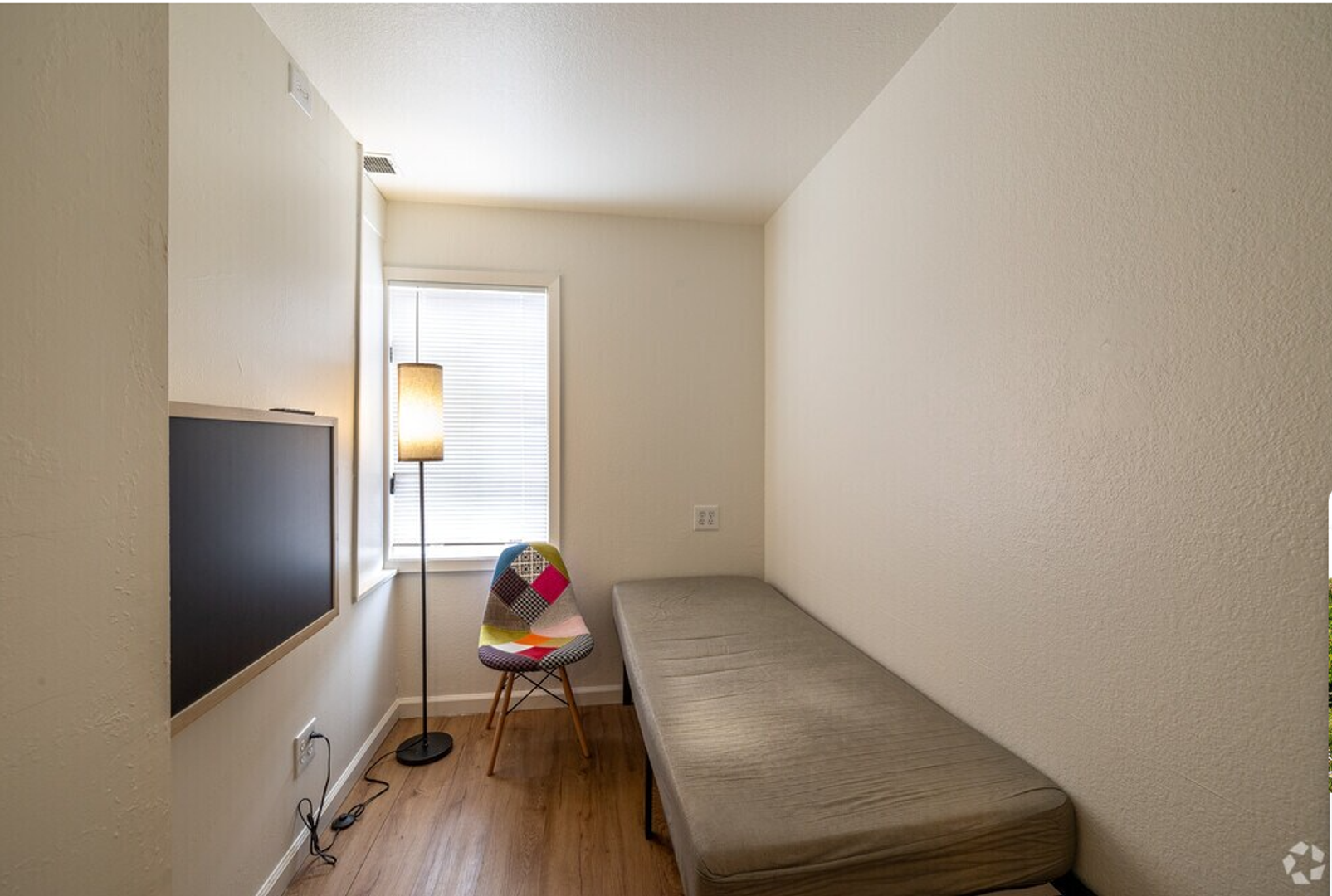 Berkeley Apartment: 2731 Durant Ave