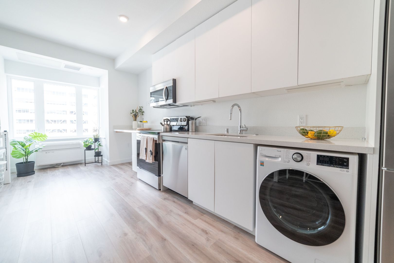 Berkeley Apartment: 2025 Kala Bagai Way