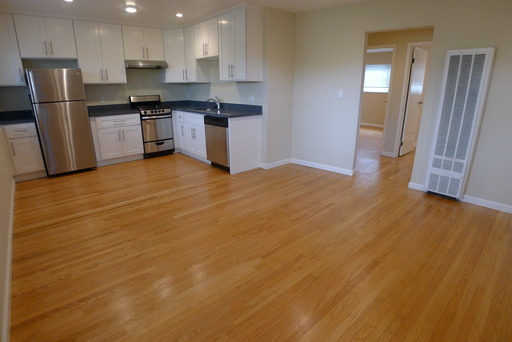 Berkeley Apartment: 1128 - 1130 Bancroft Way