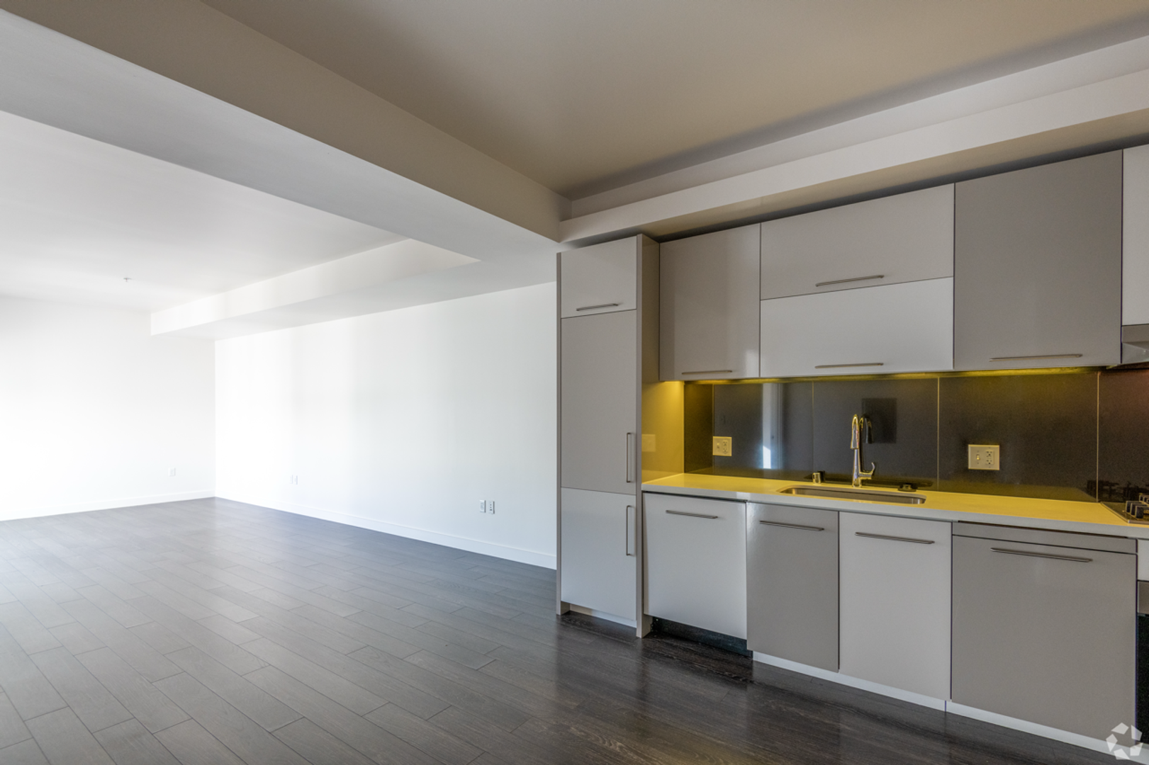 Berkeley Apartment: 3015 San Pablo Ave.