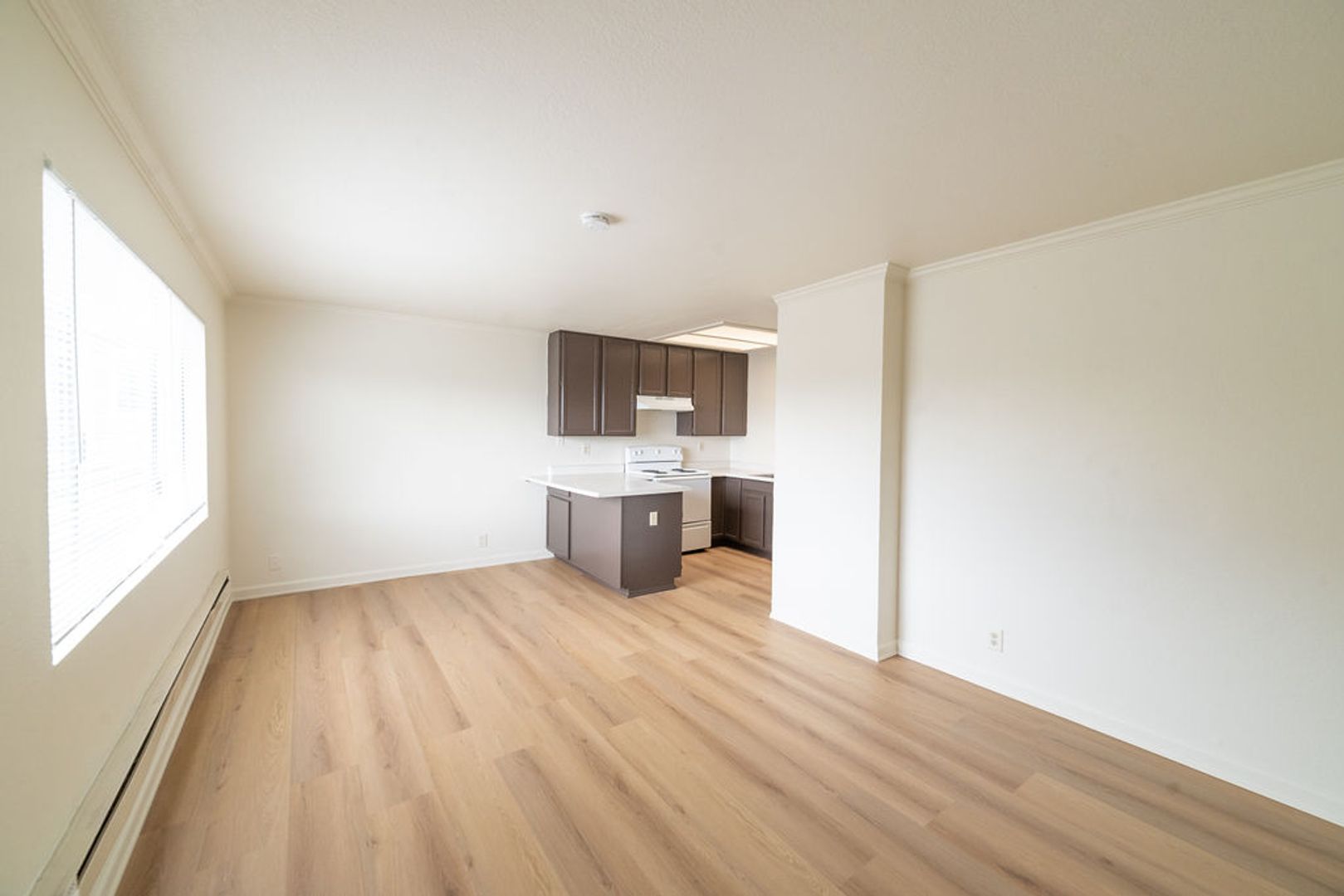 Hayward Apartment: 21059-21063 Royal Avenue