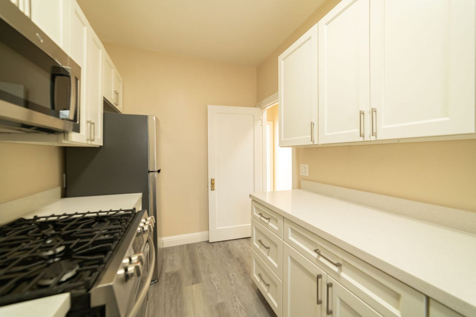 Berkeley Apartment: 1901 University Ave