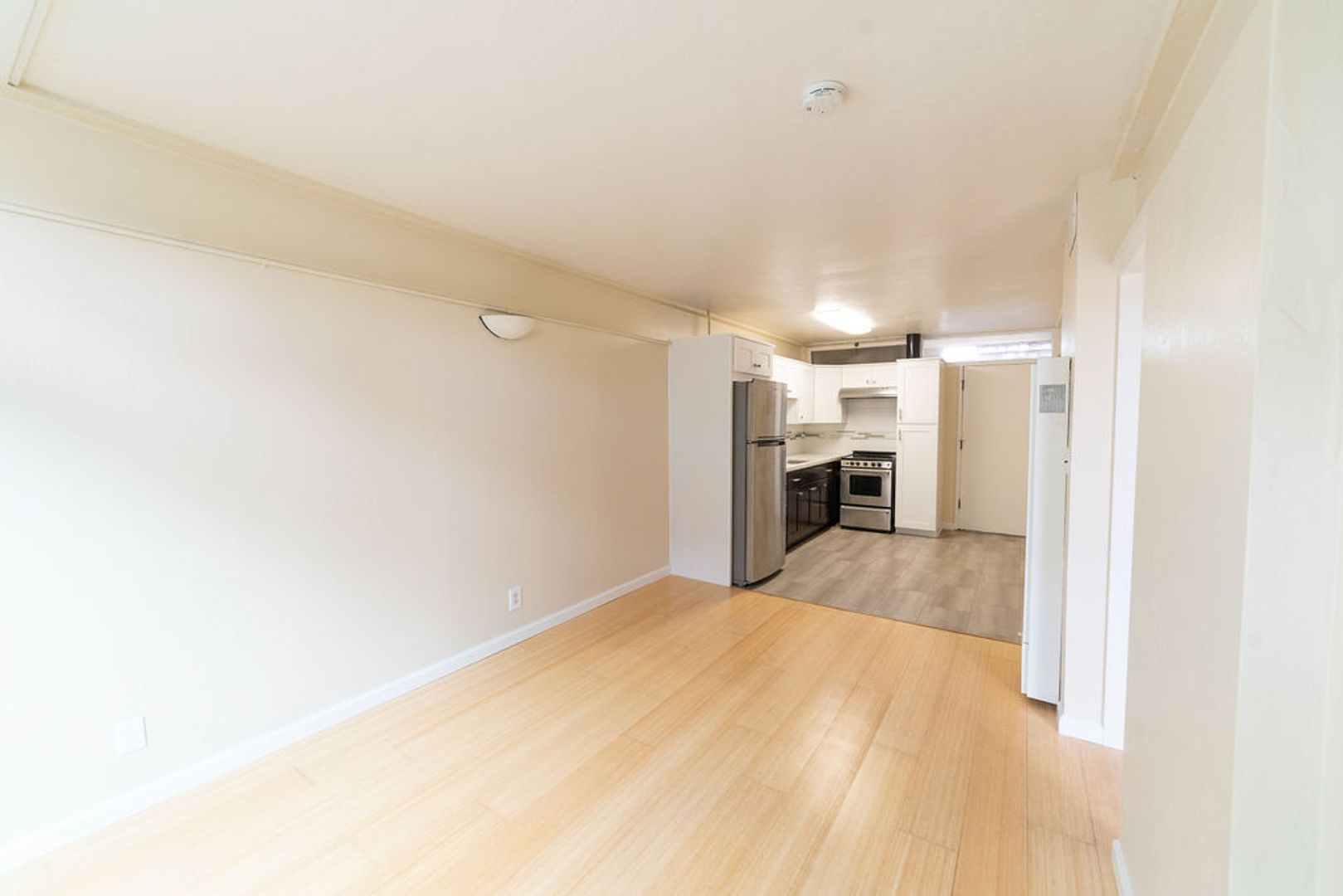 Berkeley Apartment: 1327 Milvia Street