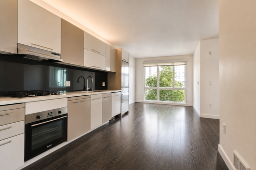Perfect 503 SqFt Studio Awaits at Aquatic Higby! Now Leasing for 2026–2027 – photo 1