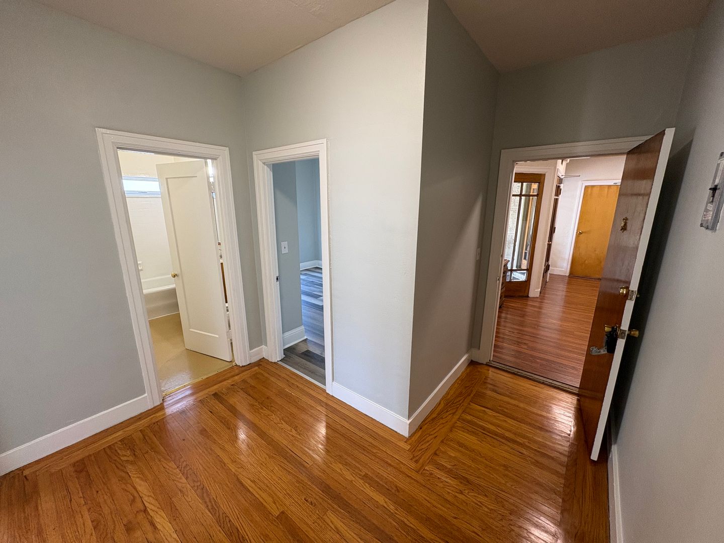 Oakland Apartment: 3507 Glen Park Road