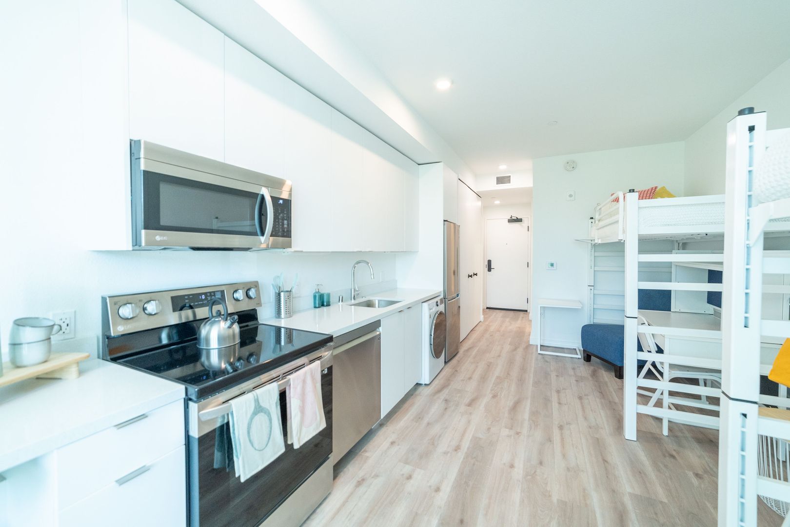 Berkeley Apartment: 2025 Kala Bagai Way