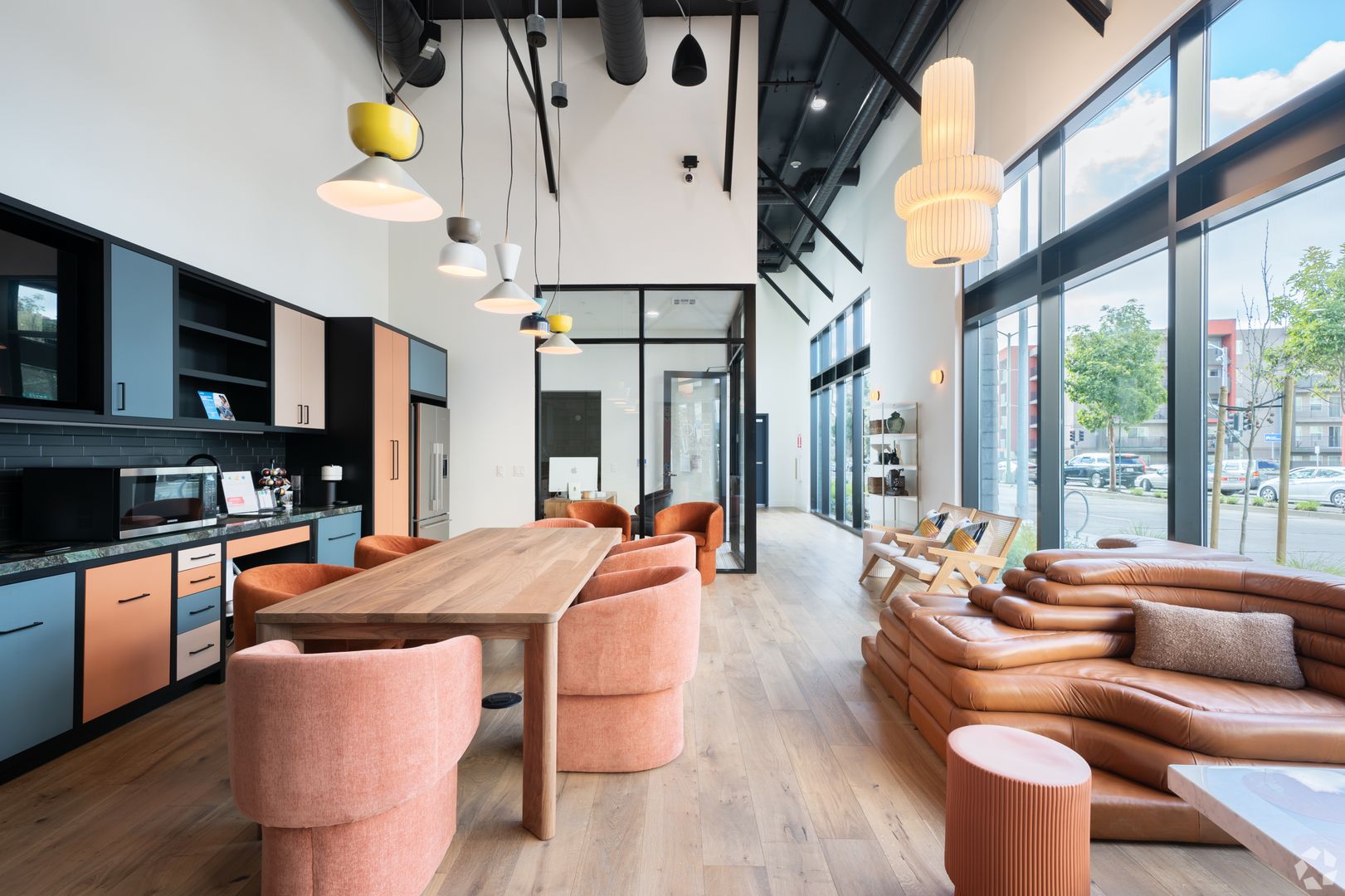 Oakland Apartment: 240 W. MacArthur Blvd