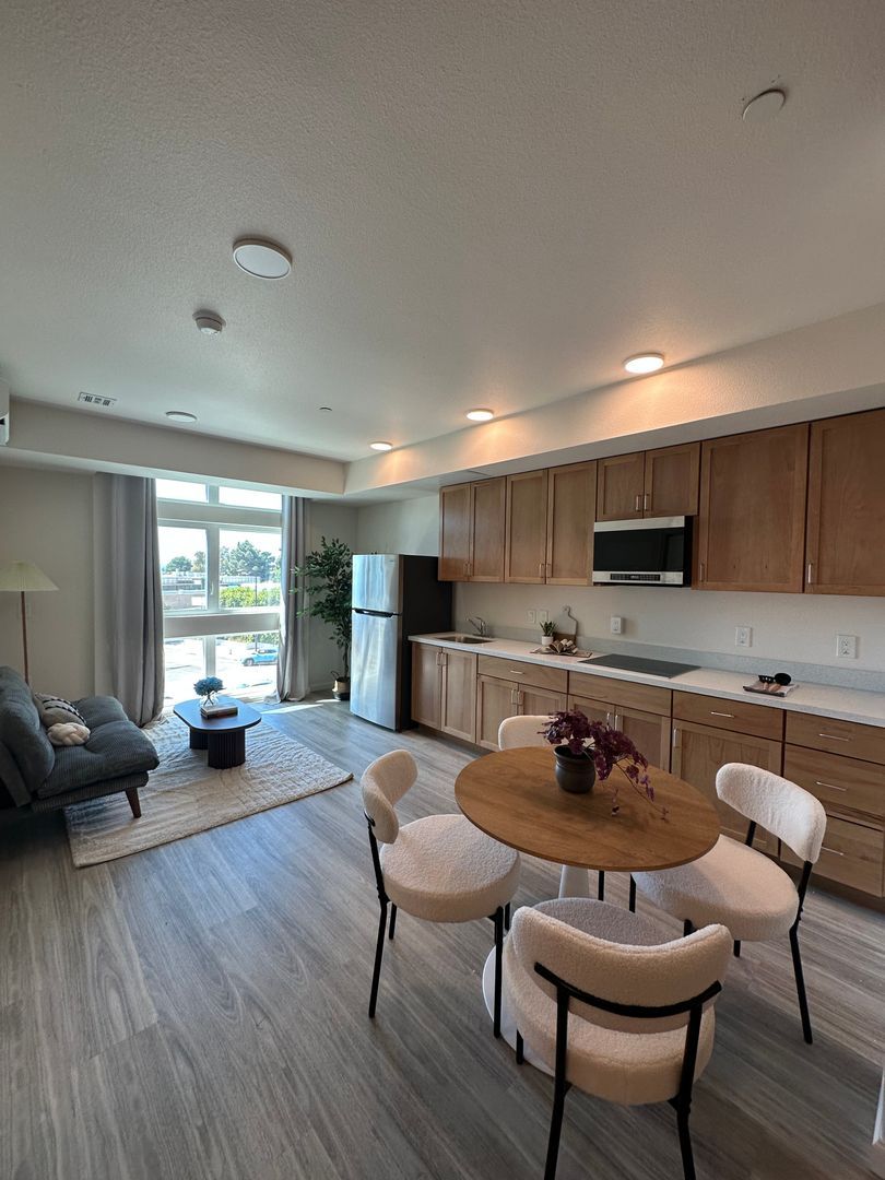 Berkeley Apartment: 2701 Shattuck Avenue