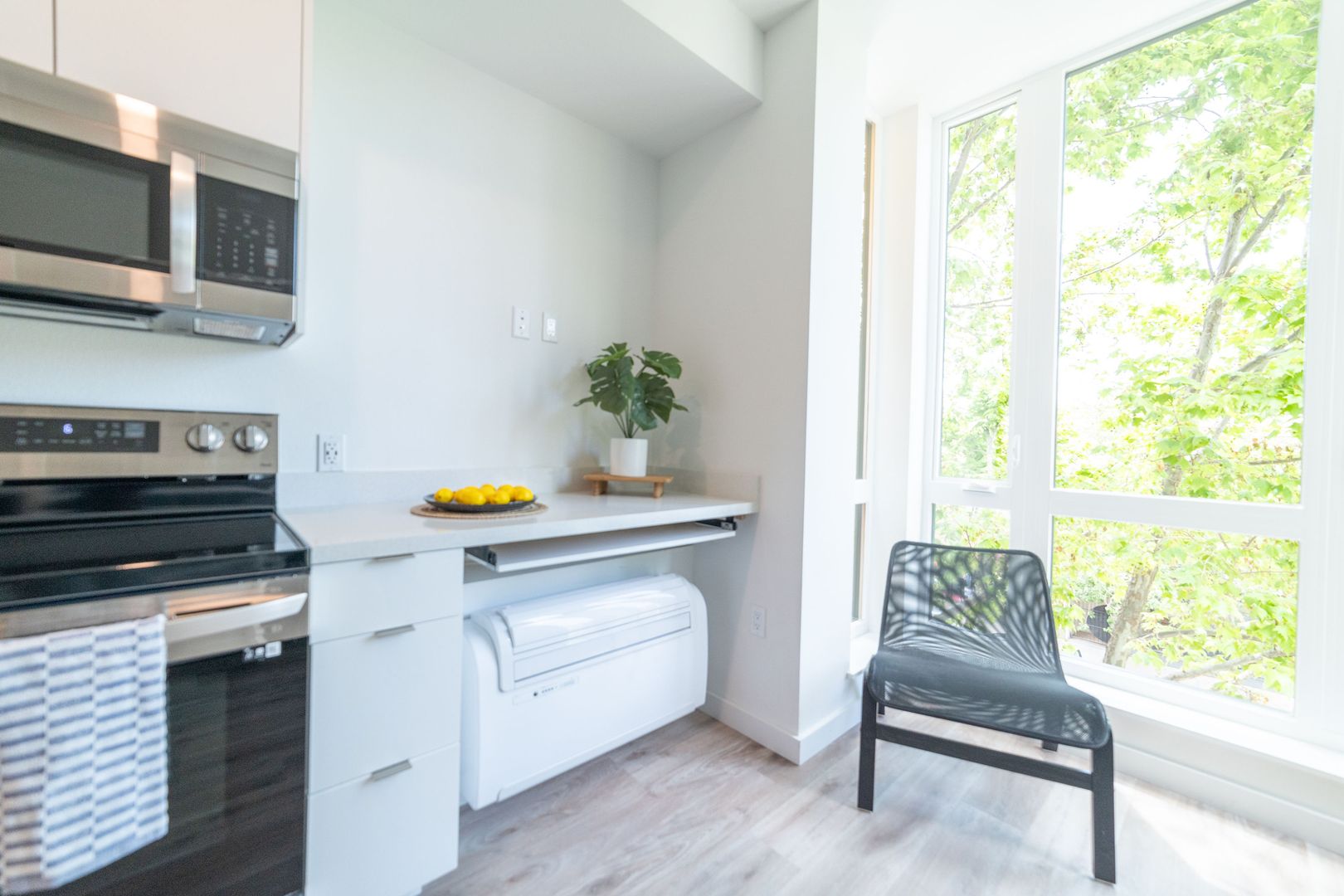 Berkeley Apartment: 2025 Kala Bagai Way