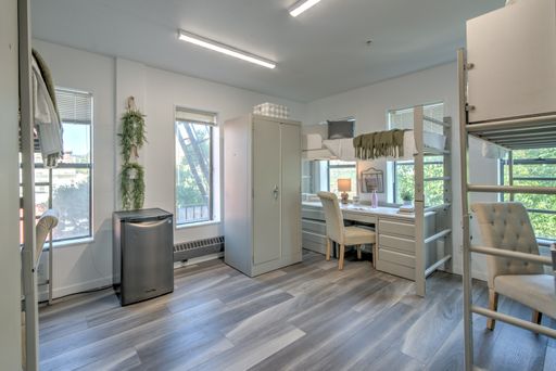 Lease Take Over - Available now!