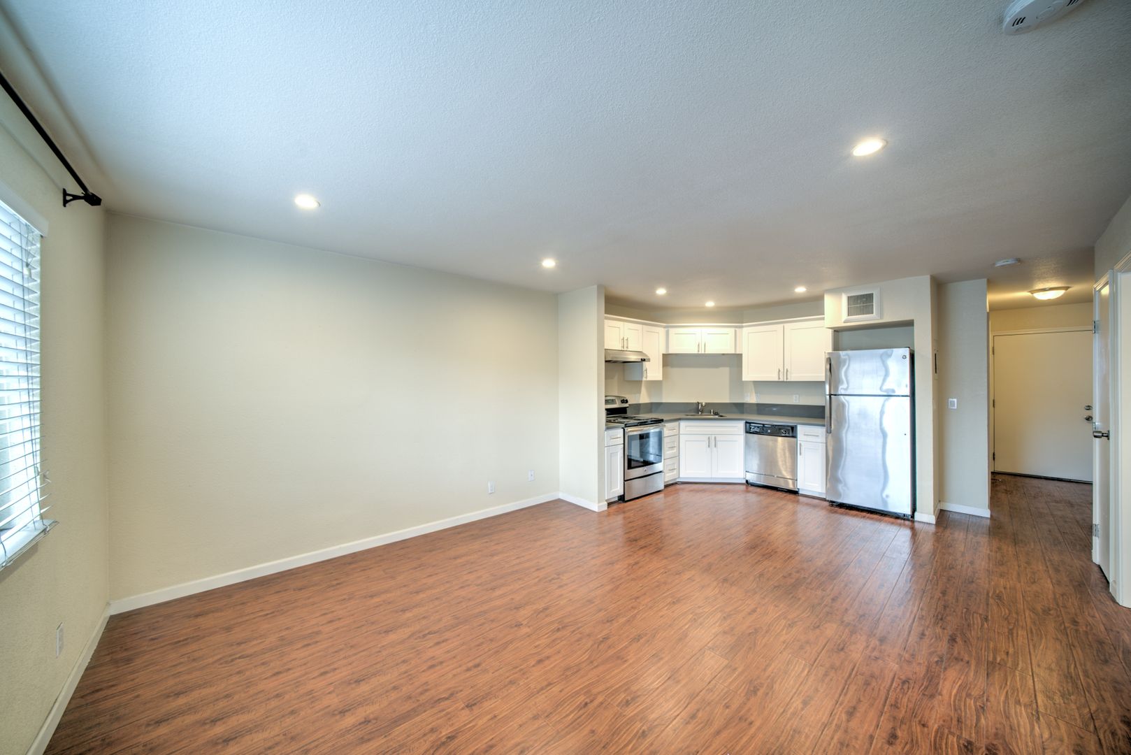 Oakland Apartment: 530 24th Street