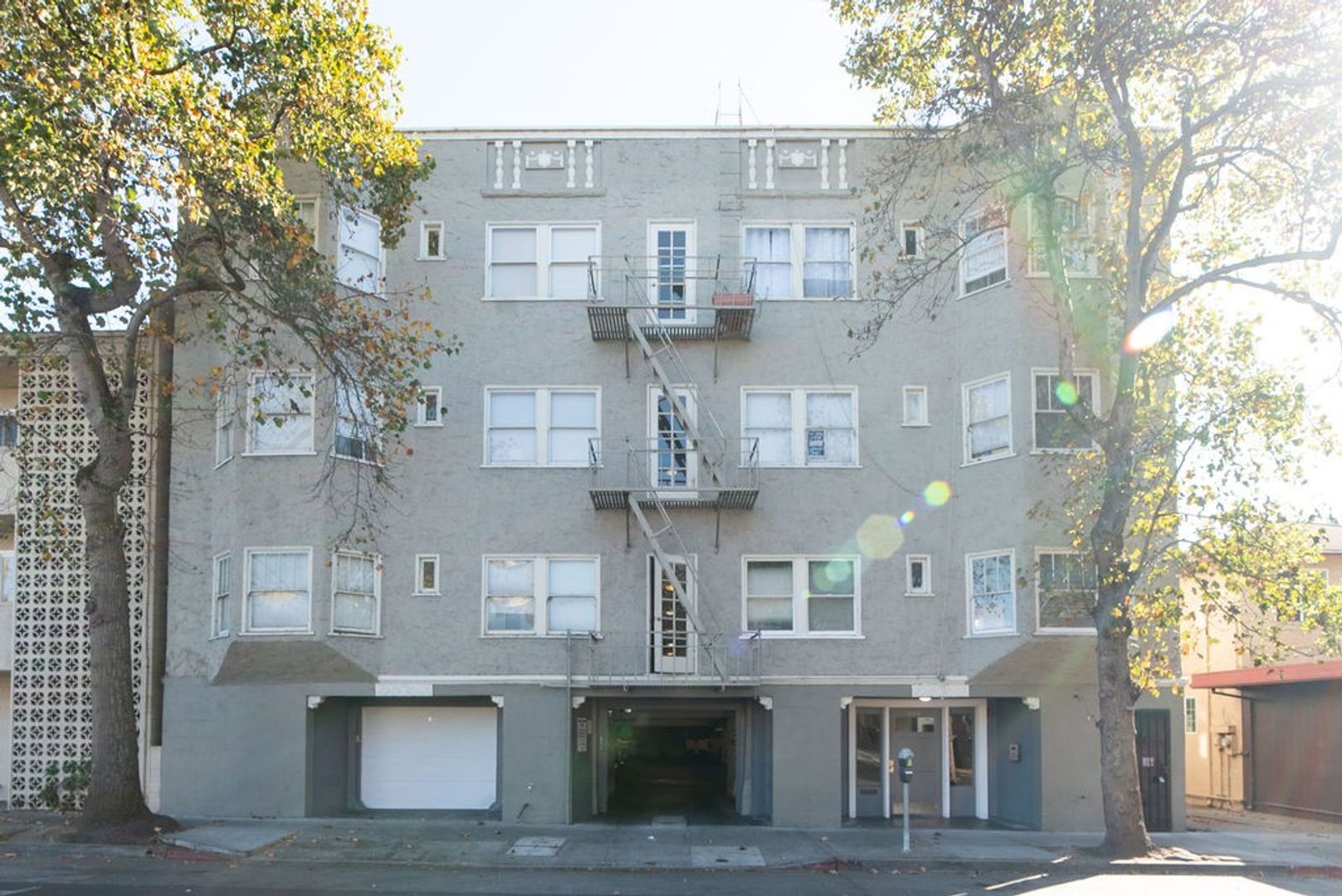 Berkeley Apartment: 1176 University Avenue