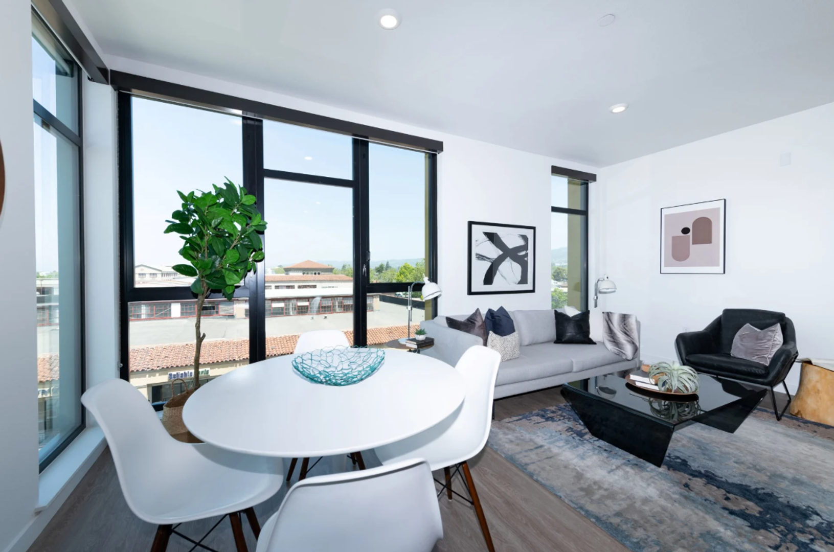 Berkeley Apartment: 2640 Shattuck Ave