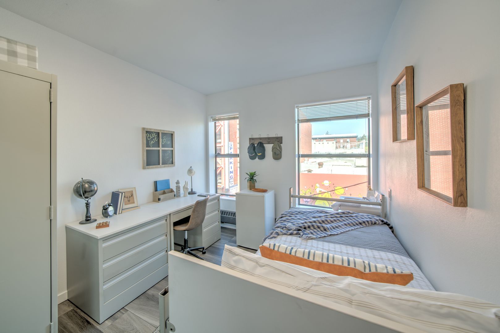Berkeley Apartment: 2490 Channing Way
