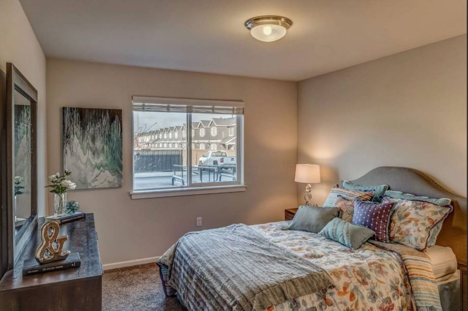 Bend Apartment: 20720-20770 Empire Ave