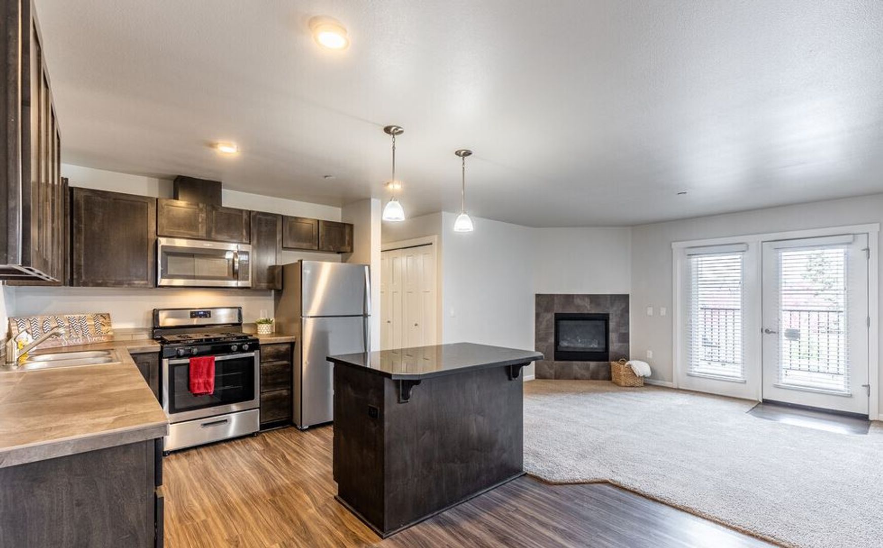 Bend Apartment: 20720-20770 Empire Ave