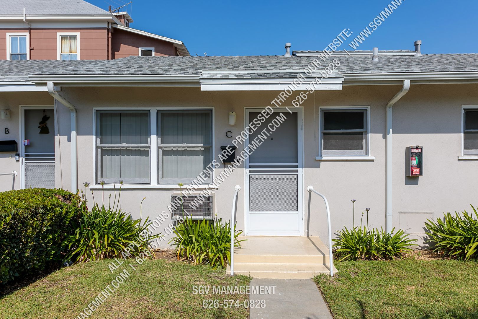 Monrovia Apartment: 216-220 W Lime Ave