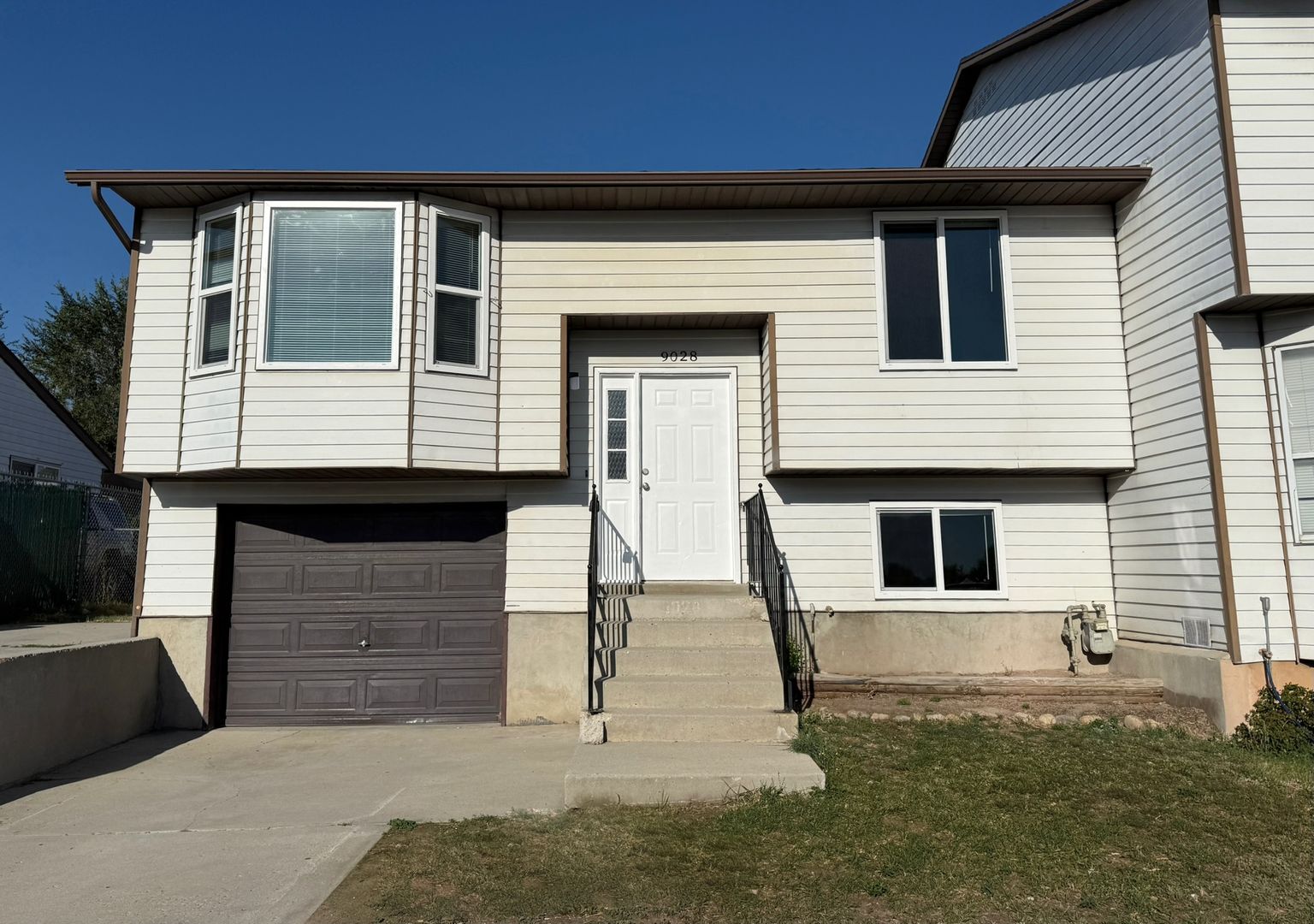 3-Bedroom Twin Home with Private Backyard